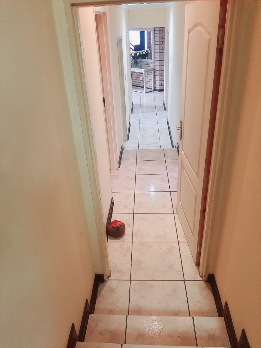 4 Bedroom Property for Sale in Beacon Bay Eastern Cape